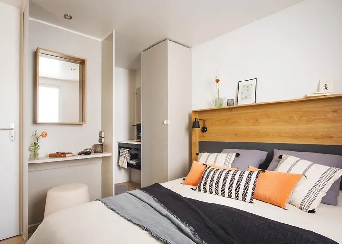 Sunelia Les Pins אתר קמפינג *