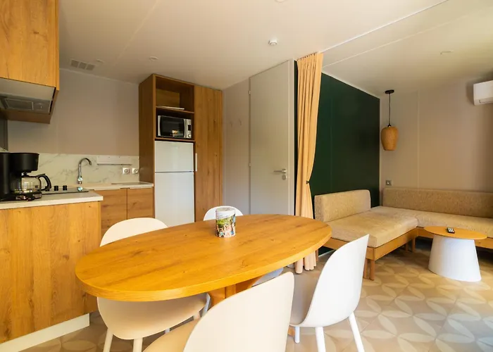 Sunelia Les Pins * ארגלס-סור-מר