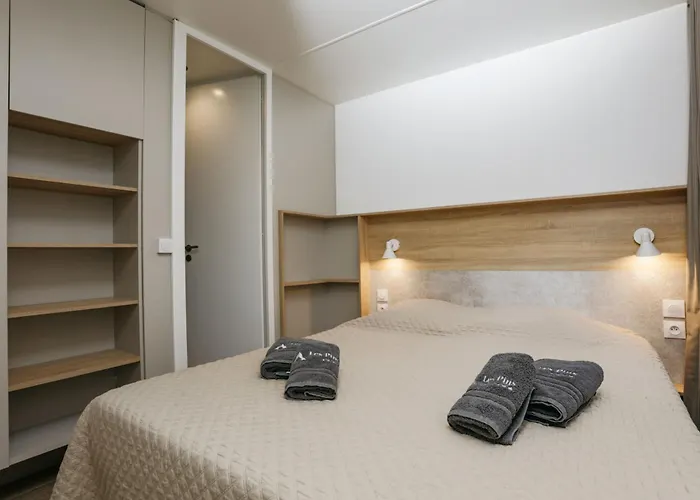 Sunelia Les Pins אתר קמפינג